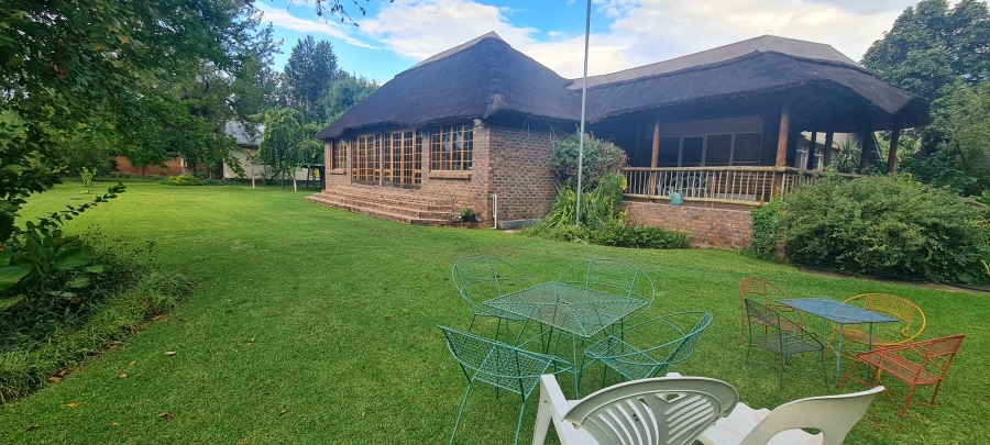 5 Bedroom Property for Sale in Douglas Northern Cape